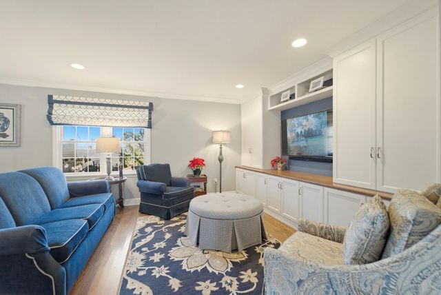 487 S East Street, Crown Point, IN 46307