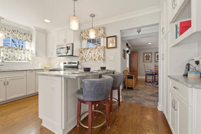 487 S East Street, Crown Point, IN 46307