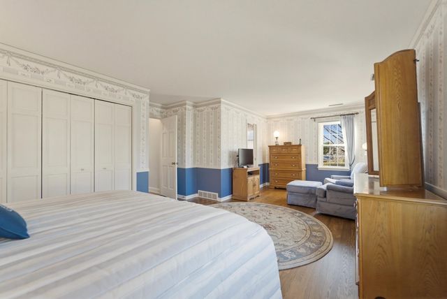 487 S East Street, Crown Point, IN 46307