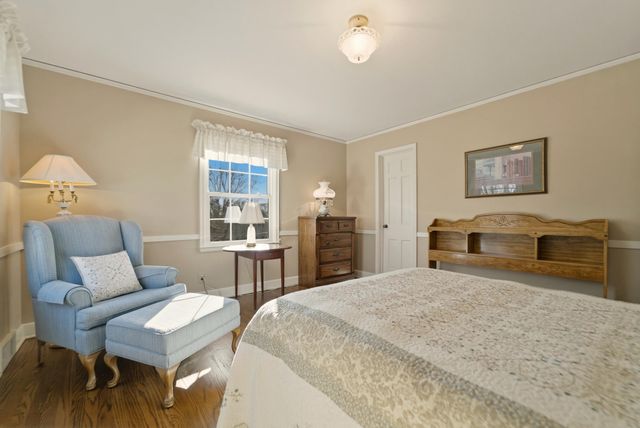 487 S East Street, Crown Point, IN 46307