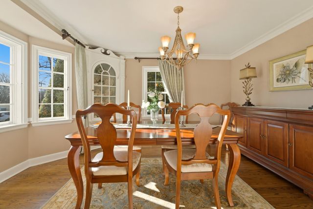 487 S East Street, Crown Point, IN 46307