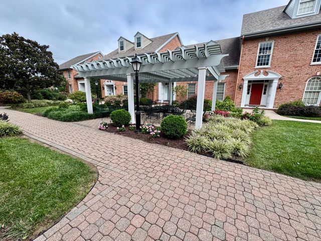 16B Charleston Greene, Danville, KY 40422