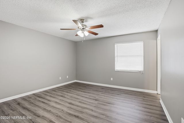 1816 SHANNON LAKE Drive, Middleburg, FL 32068