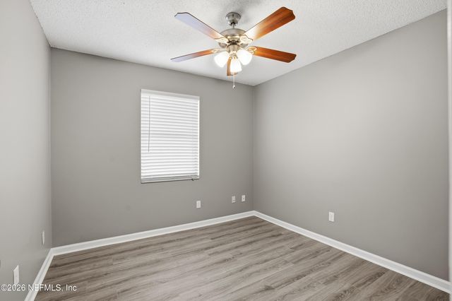 1816 SHANNON LAKE Drive, Middleburg, FL 32068