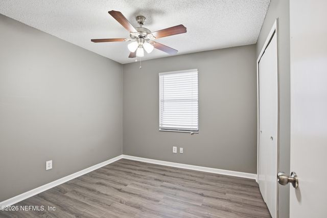 1816 SHANNON LAKE Drive, Middleburg, FL 32068