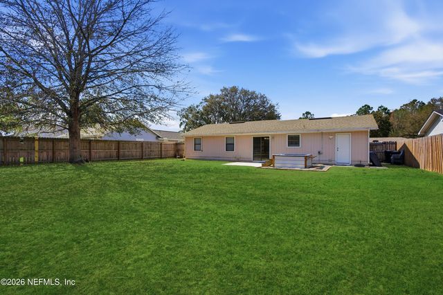 1816 SHANNON LAKE Drive, Middleburg, FL 32068