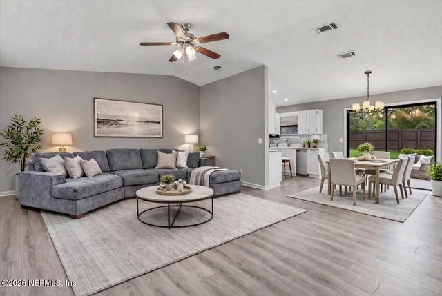 1816 SHANNON LAKE Drive, Middleburg, FL 32068