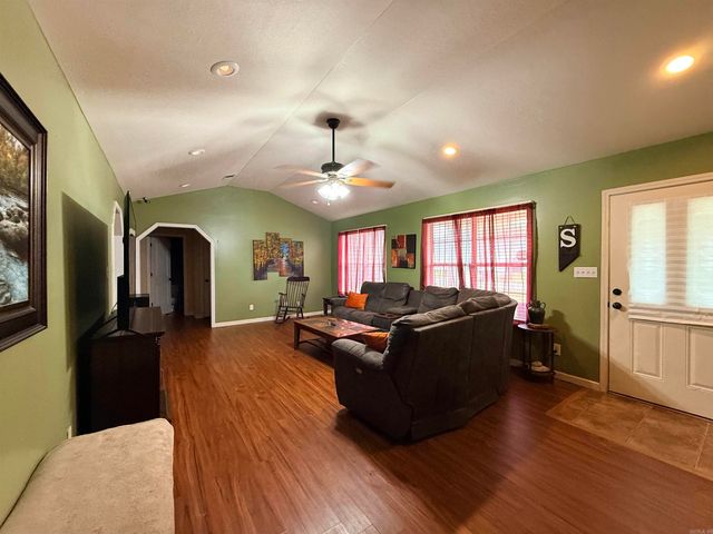 605 Marion Street, Paragould, AR 72450