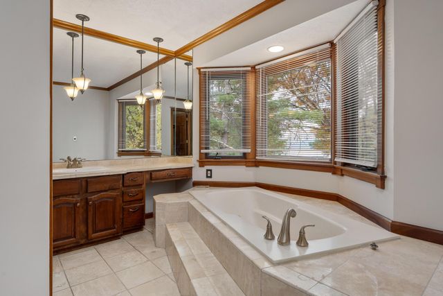 5164 Deerskin Drive, Westerville, OH 43081