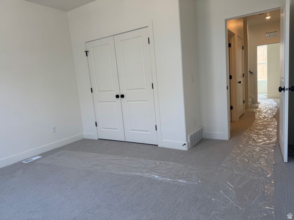 Image 10 of property listing at 11029 S FREESTONE RD #125, South Jordan, UT 84009