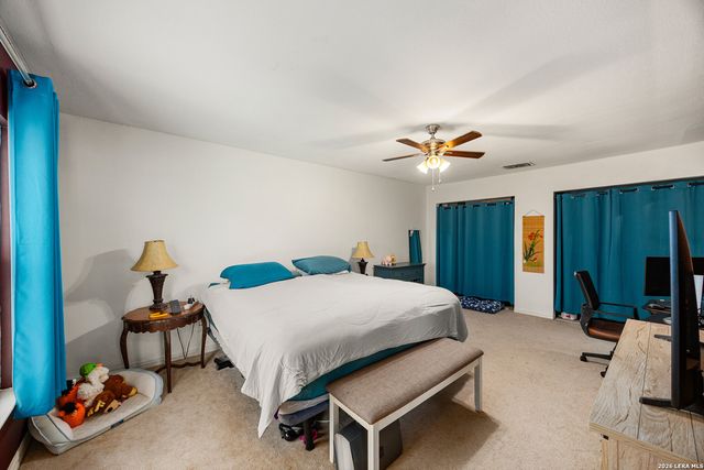 9446 Valley Rdg, San Antonio, TX 78250