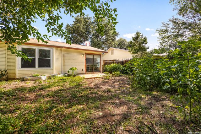 9446 Valley Rdg, San Antonio, TX 78250