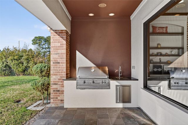 27515 Siandra Creek Lane, Spring, TX 77386