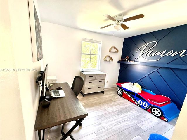 20775 NW 1st St, Pembroke Pines, FL 33029