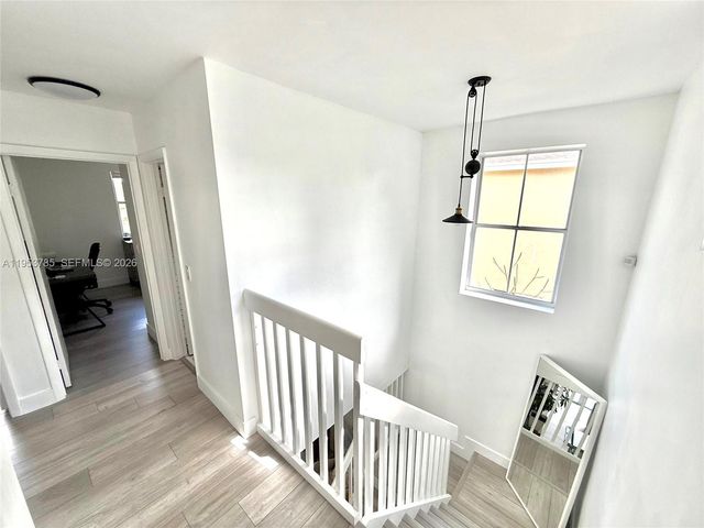 20775 NW 1st St, Pembroke Pines, FL 33029