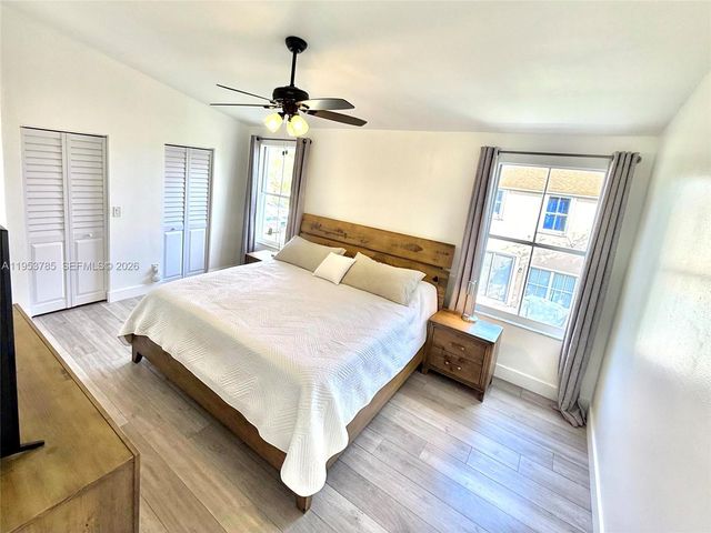 20775 NW 1st St, Pembroke Pines, FL 33029