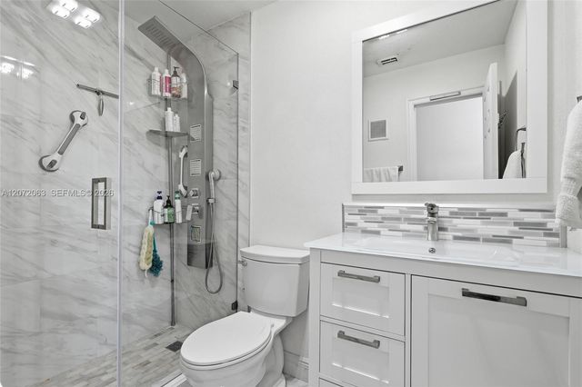 13933 SW 46th Terrace 324, Miami, FL 33175