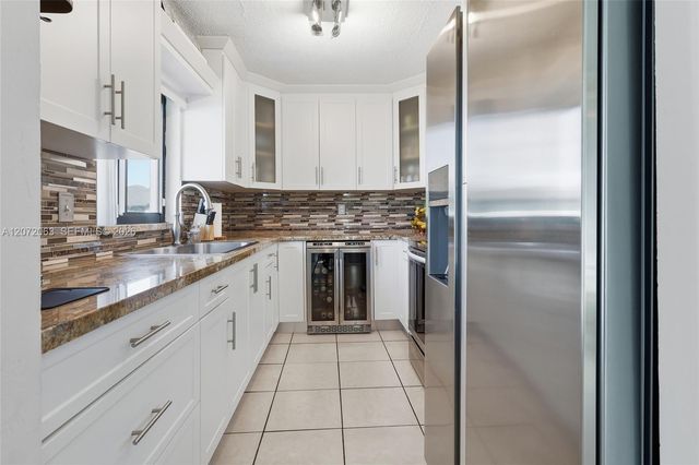 13933 SW 46th Terrace 324, Miami, FL 33175