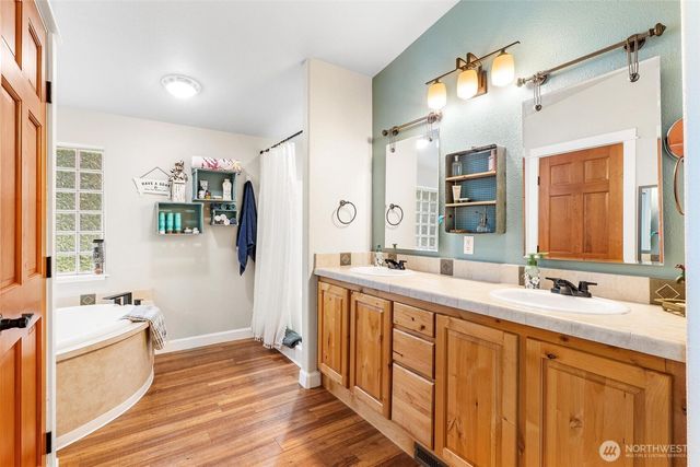 4915 Schwarzmiller Road, Lake Stevens, WA 98258