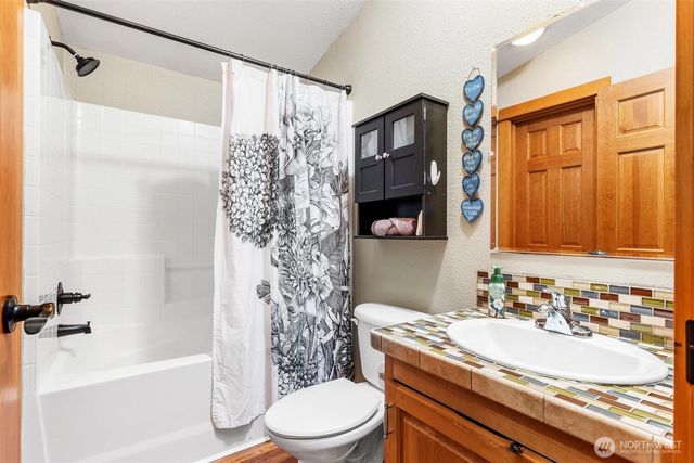 4915 Schwarzmiller Road, Lake Stevens, WA 98258