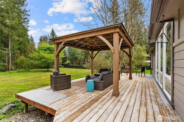 4915 Schwarzmiller Road, Lake Stevens, WA 98258