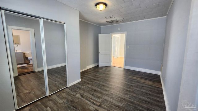 913 N 8th Ave, Pensacola, FL 32501