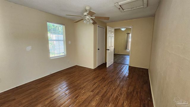 913 N 8th Ave, Pensacola, FL 32501