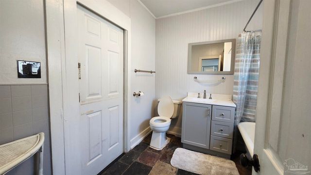 913 N 8th Ave, Pensacola, FL 32501
