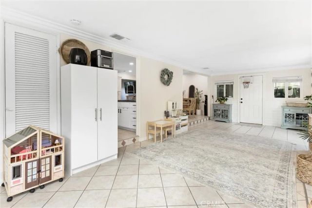 1235 W Cypress, Redlands, CA 92373