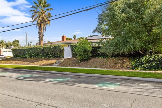 1235 W Cypress, Redlands, CA 92373