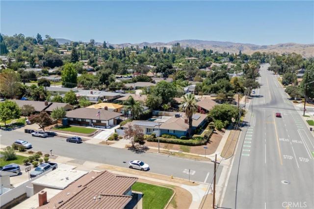 1235 W Cypress, Redlands, CA 92373
