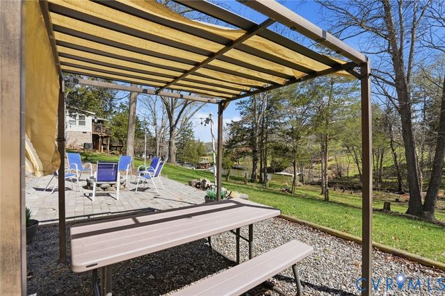 6207 Ruth Ln, Mineral, VA 23117