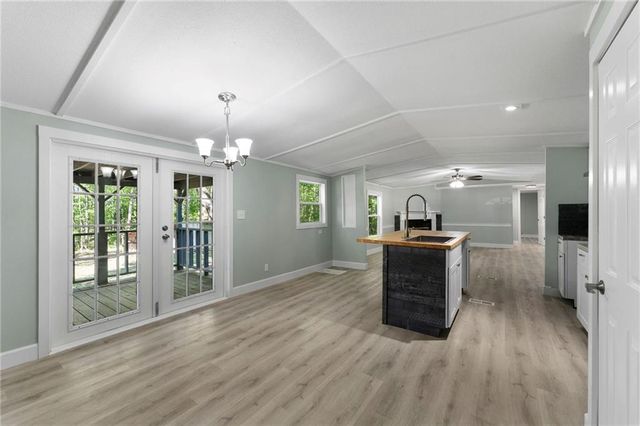 67 Fish Creek Road, Cedartown, GA 30125