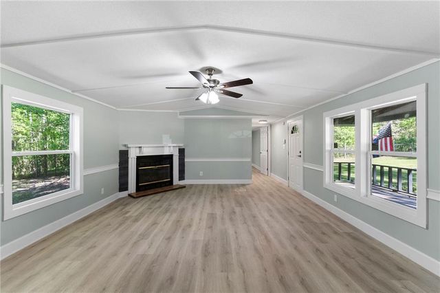 67 Fish Creek Road, Cedartown, GA 30125