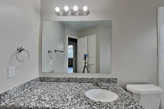 7918 Hidden Oaks Lane, Houston, TX 77095