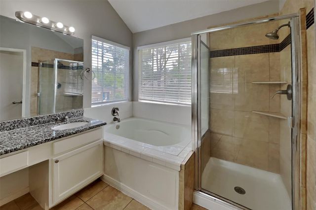 7918 Hidden Oaks Lane, Houston, TX 77095