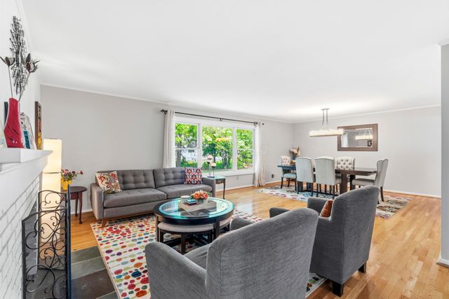 3795 Surrey Hill Place, Upper Arlington, OH 43220