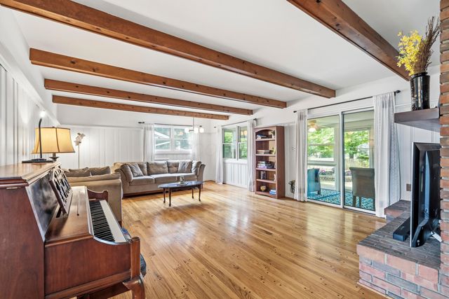 3795 Surrey Hill Place, Upper Arlington, OH 43220