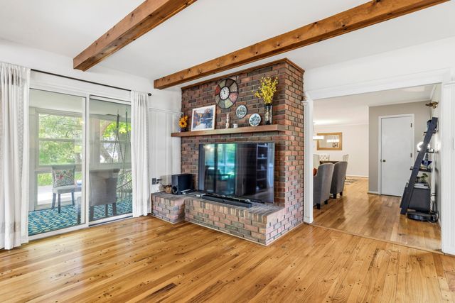3795 Surrey Hill Place, Upper Arlington, OH 43220