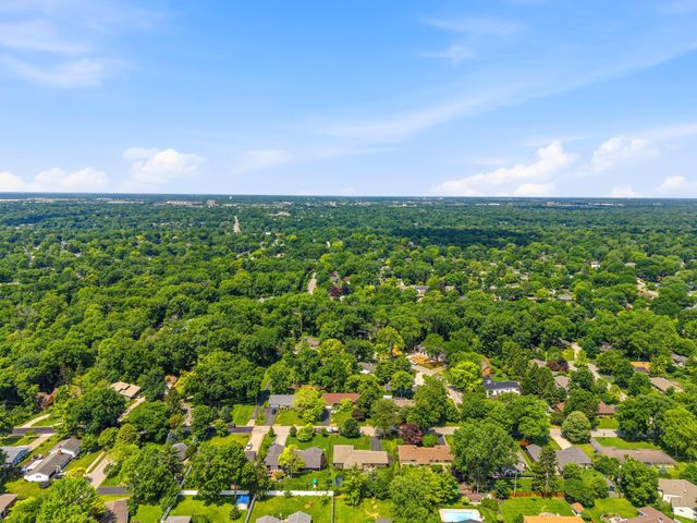 3795 Surrey Hill Place, Upper Arlington, OH 43220