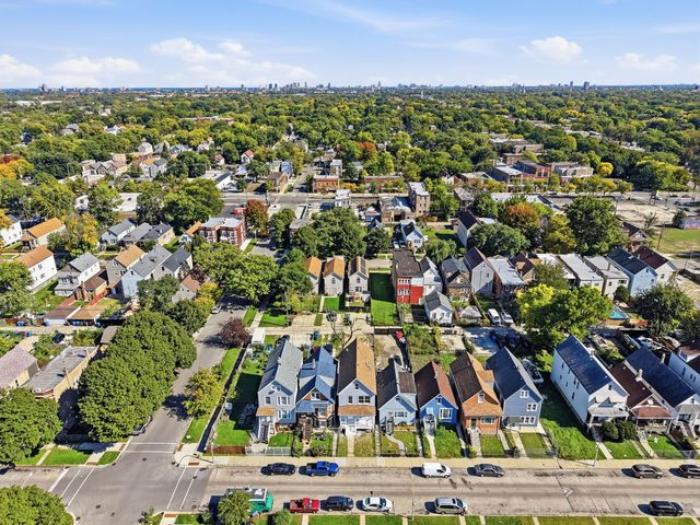 5409 S Paulina Street, Chicago, IL 60609
