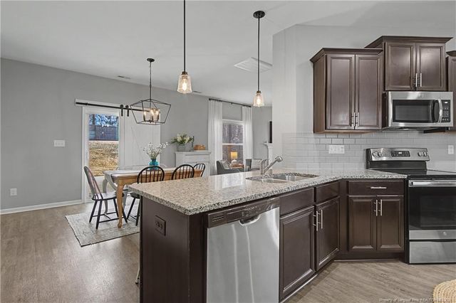 143 Ledgebrook Lane, Raeford, NC 28376