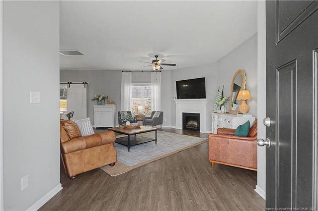 143 Ledgebrook Lane, Raeford, NC 28376