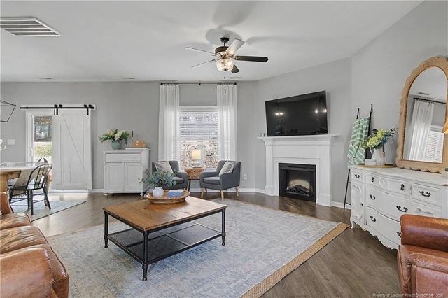 143 Ledgebrook Lane, Raeford, NC 28376