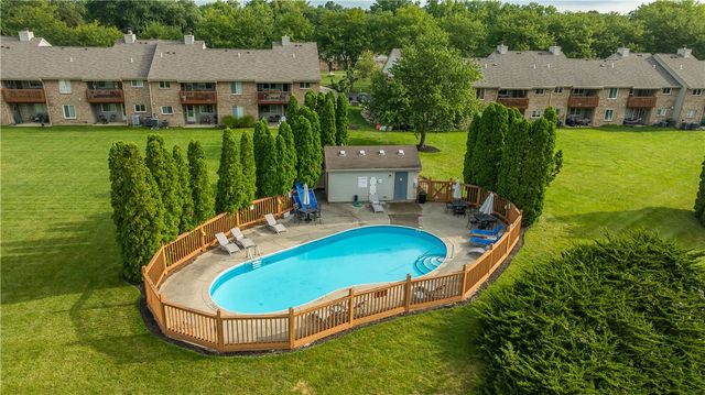 214 Waterfront Place 214, Centerville, OH 45458