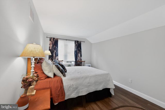 15 KILLDEER LN, Downingtown, PA 19335