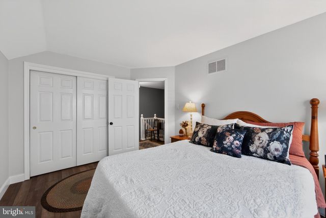 15 KILLDEER LN, Downingtown, PA 19335