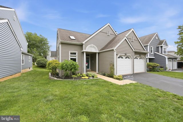 15 KILLDEER LN, Downingtown, PA 19335