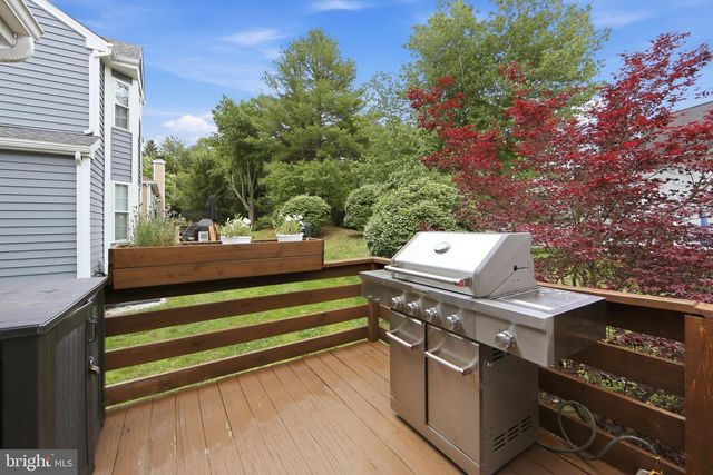 15 KILLDEER LN, Downingtown, PA 19335
