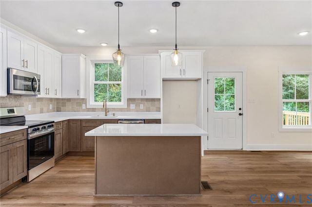 7605 Oster Dr, Henrico, VA 23227